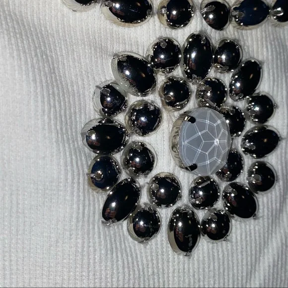 Ruby Rd Accented Top - Picture 10 of 11